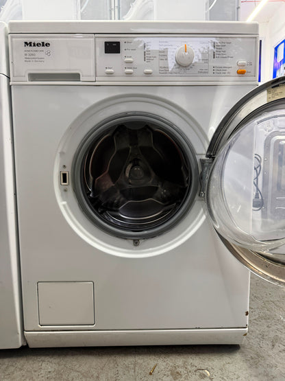 Refurbished Miele W3240 6kg 1400rpm Freestanding Washing Machine - White