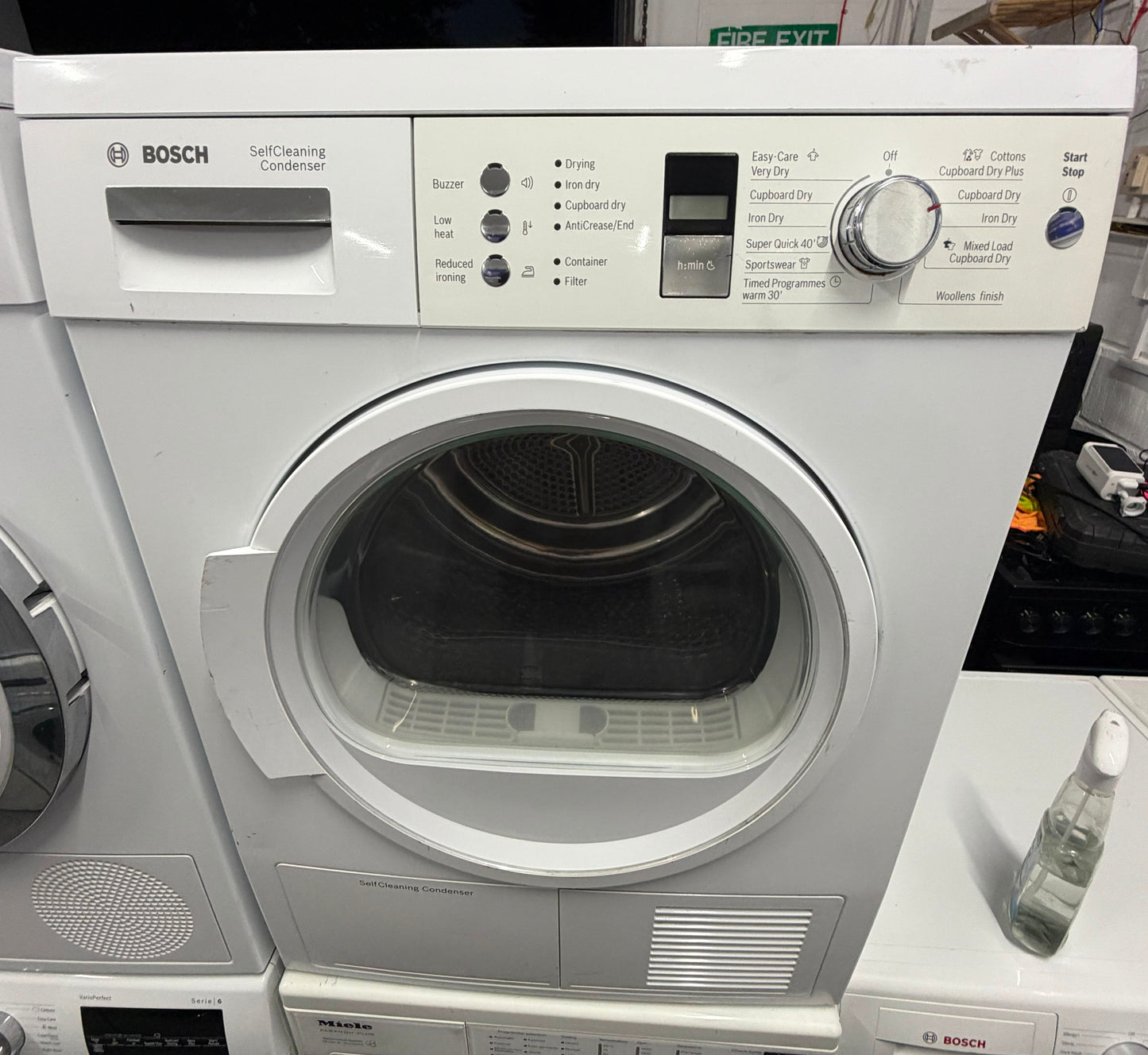 Refurbished Bosch WTW863S0GB Series 6 7kg Heat Pump Tumble Dryer - White