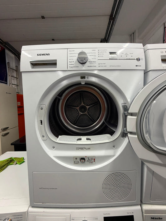Refurbished Siemens WT46W381GB iQ300 7kg Heat Pump Tumble Dryer - White