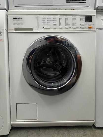 Refurbished Miele W3830 Paragon Plus 6kg 1400rpm Washing Machine - White