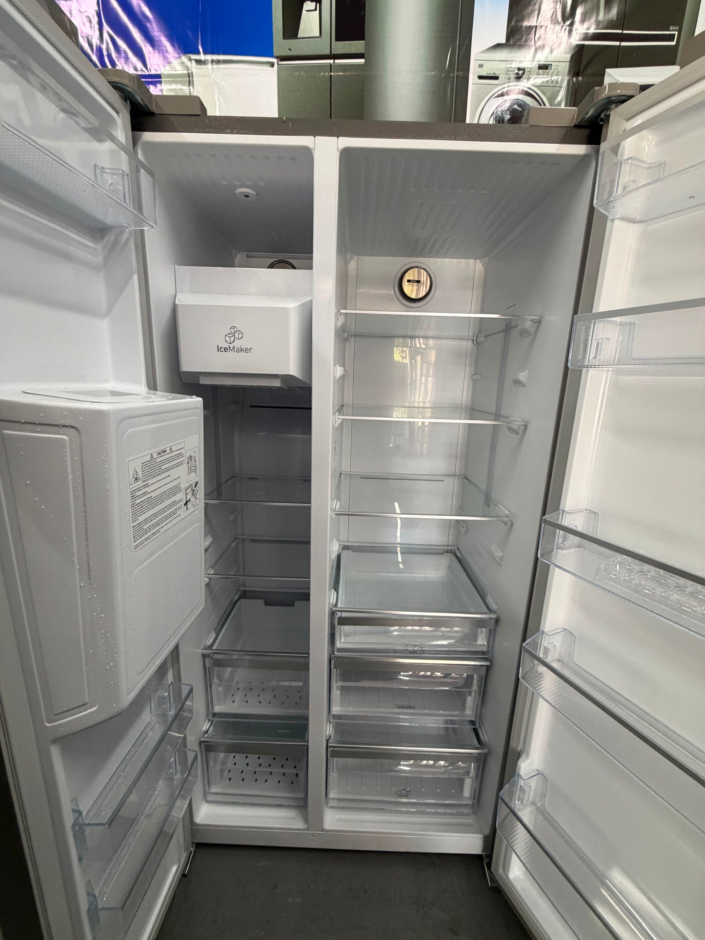 Refurbished Hotpoint HPG26573WXP4UK 578L American Fridge Freezer - Silver