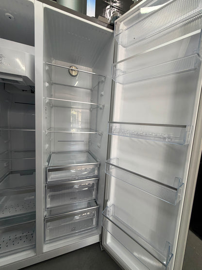 Refurbished Hotpoint HPG26573WXP4UK 578L American Fridge Freezer - Silver