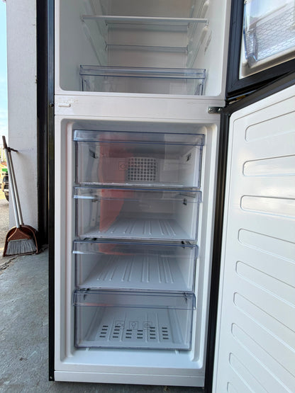 Refurbished Beko CSG3582DB 284L 50/50 Fridge Freezer – Black