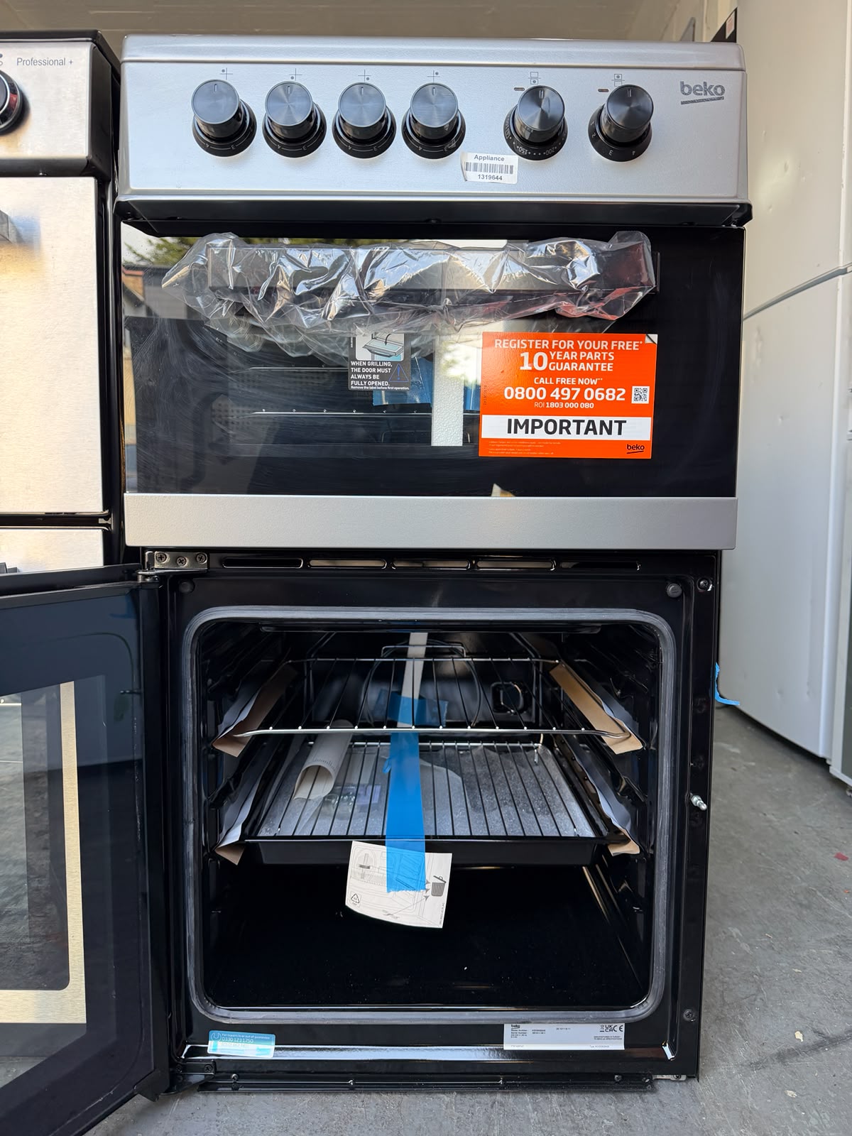 Beko KDC5422AS 50cm Double Oven Electric Ceramic Cooker – Silver – Unused Grade A