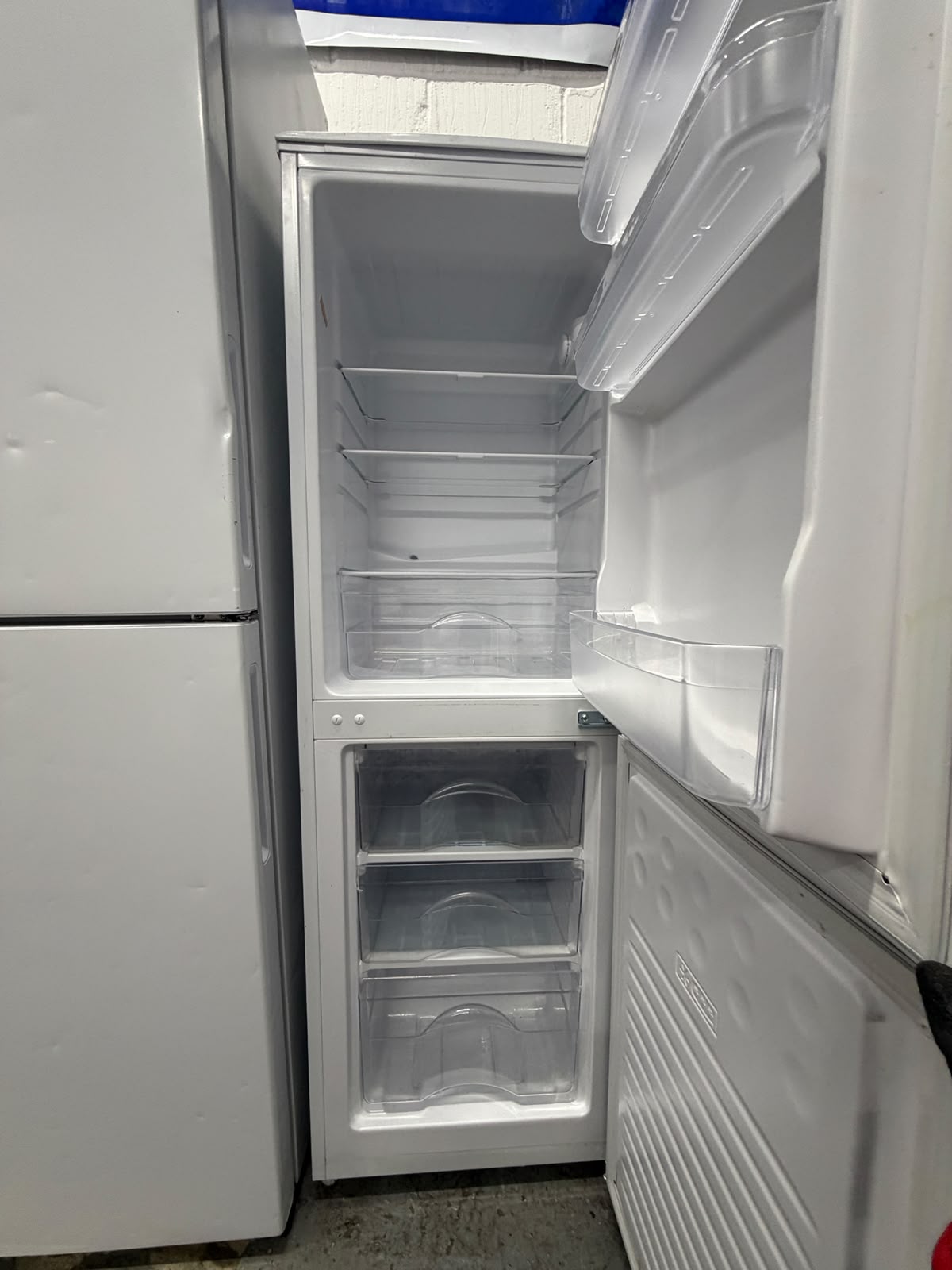 Refurbished Altimo AFF144482W 142L 50/50 Fridge Freezer – White