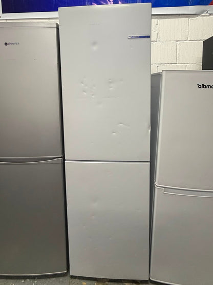 Refurbished Bosch KGN27NWFAG 255L No Frost Fridge Freezer – White