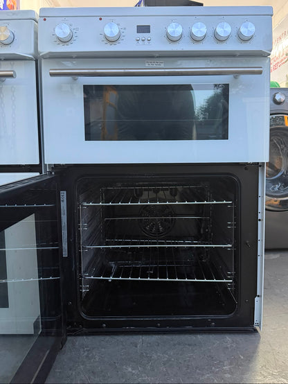 Hisense HDE3211BWUK 60cm Double Oven Electric Ceramic Cooker - New Grade B - White