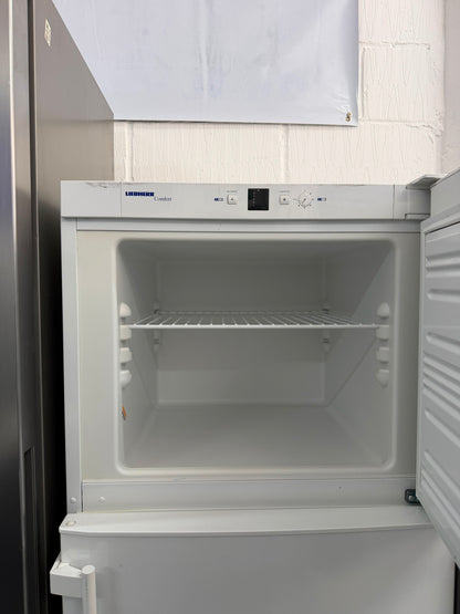 Refurbished Liebherr CTP3213 233L Fridge Freezer – White