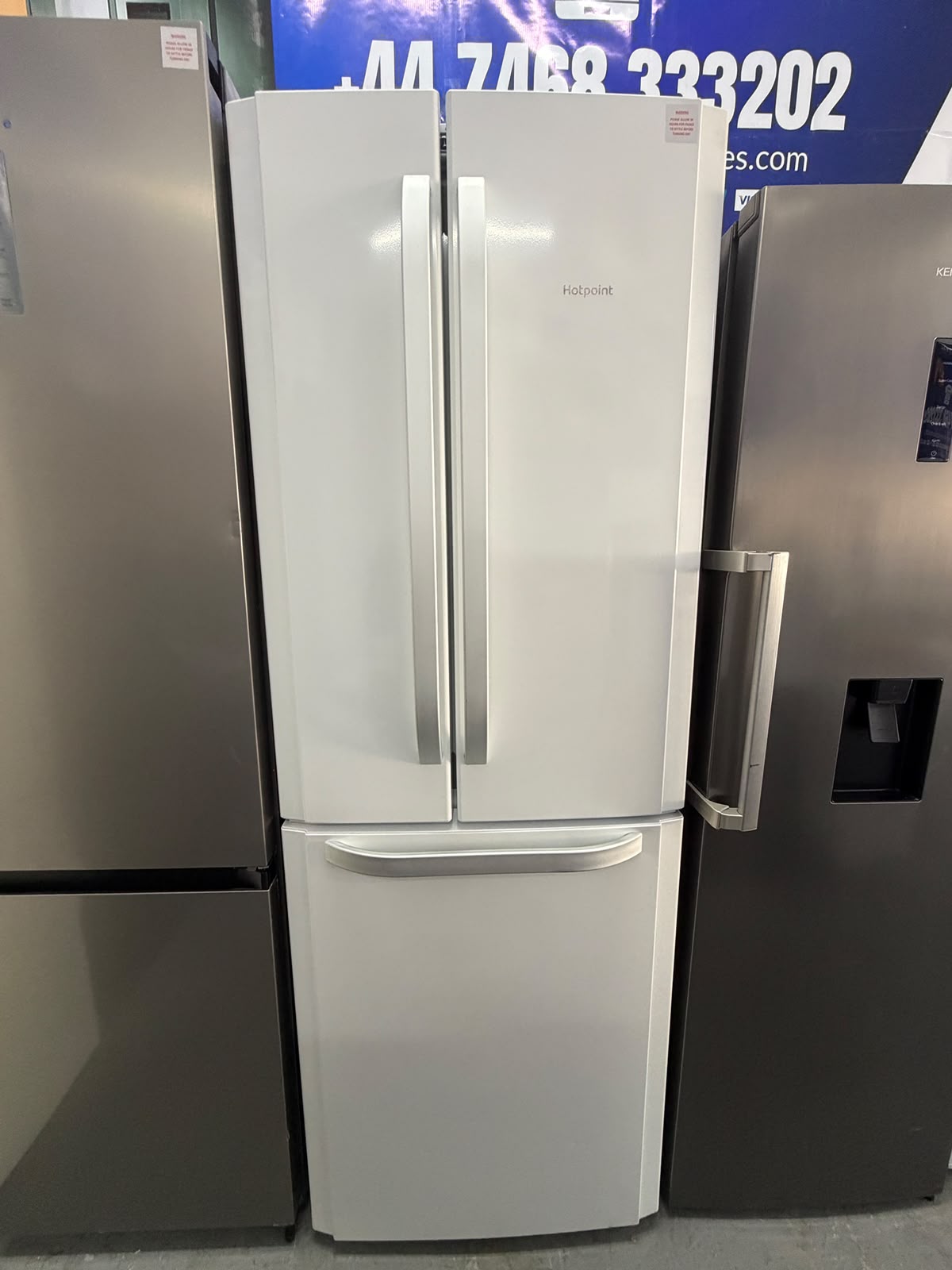 Refurbished Hotpoint FFU3D1W 450L Fridge Freezer - White