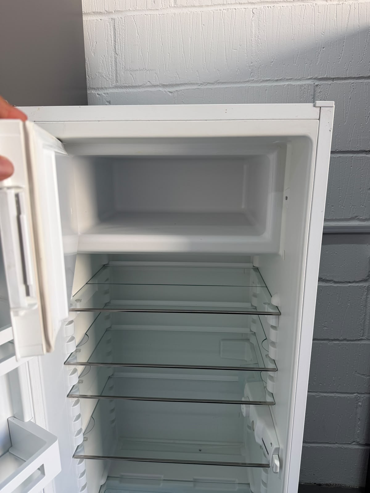 Refurbished Liebherr K 2814-20/001 250L Fridge with Freezer Box - White