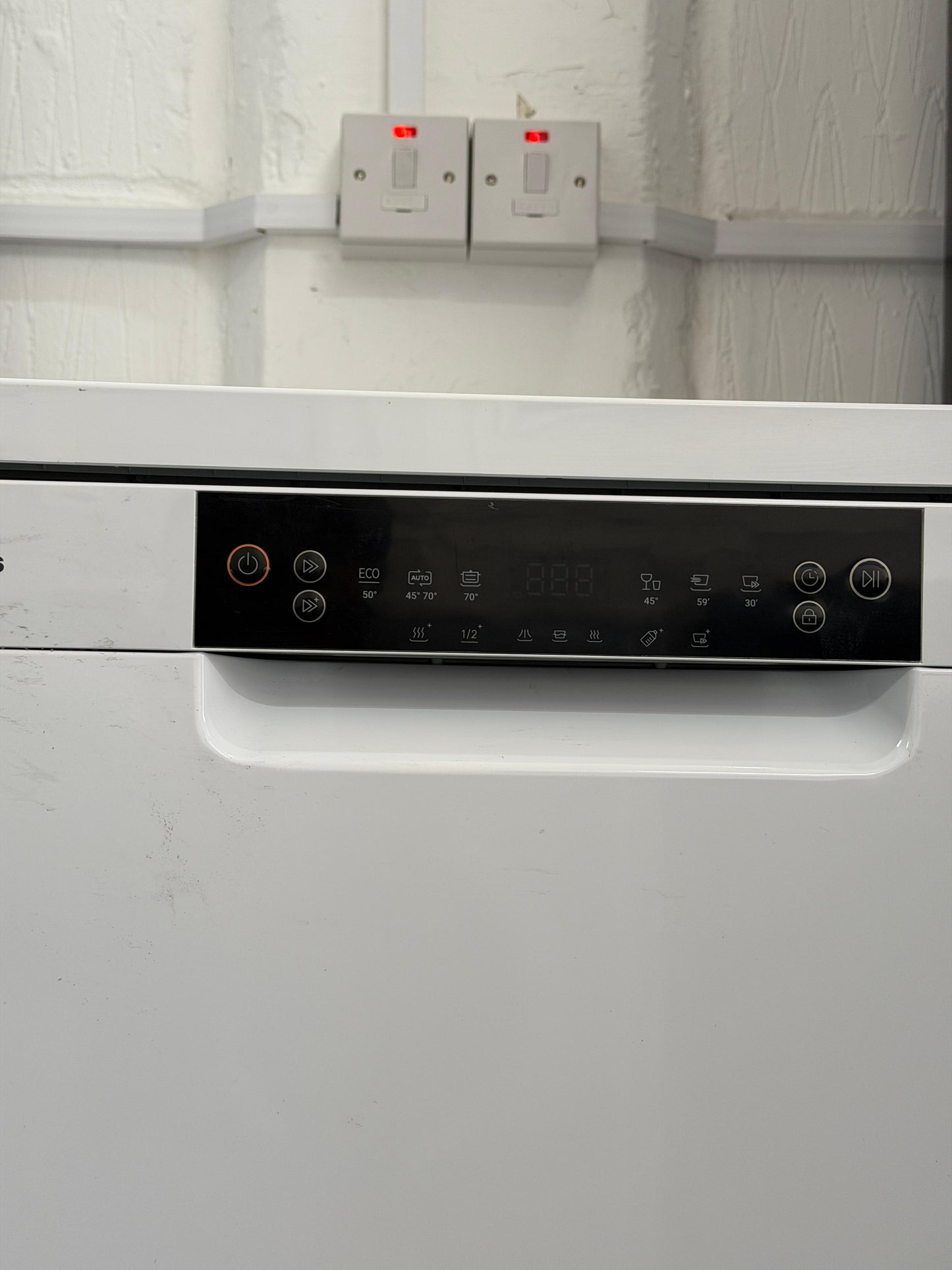 Schönhaus DWSF0115FSBW 15 Place Settings Freestanding Dishwasher - White - Unused Grade A