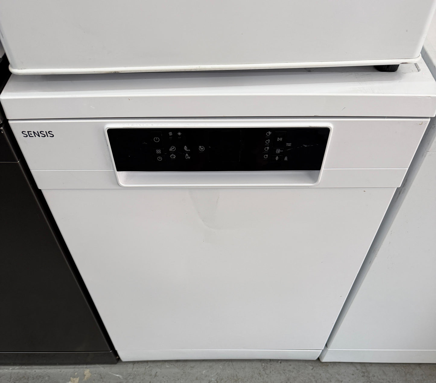Sensis DWF0114FSDW 14 Place Settings Freestanding Dishwasher - White - Unused Grade A