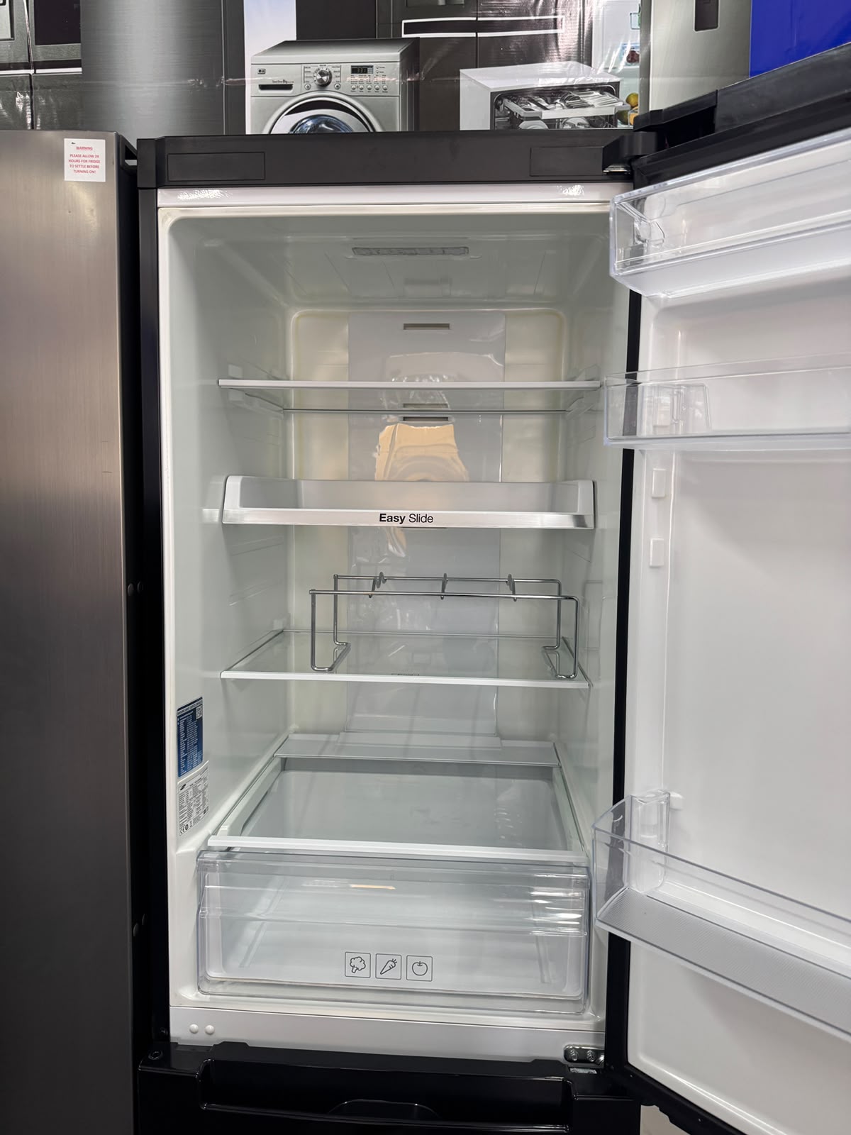 Refurbished Samsung RB31FERNDBC 339L 60/40 Fridge Freezer - Black