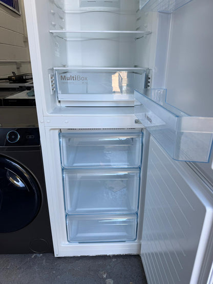 Refurbished Bosch KGN34NWEAG 300L Fridge Freezer - White
