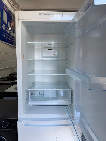 Refurbished Bosch KGN34NWEAG 300L Fridge Freezer - White