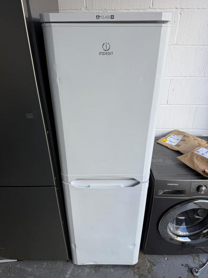 Refurbished Indesit CAA 55 235L 60/40 Fridge Freezer - White