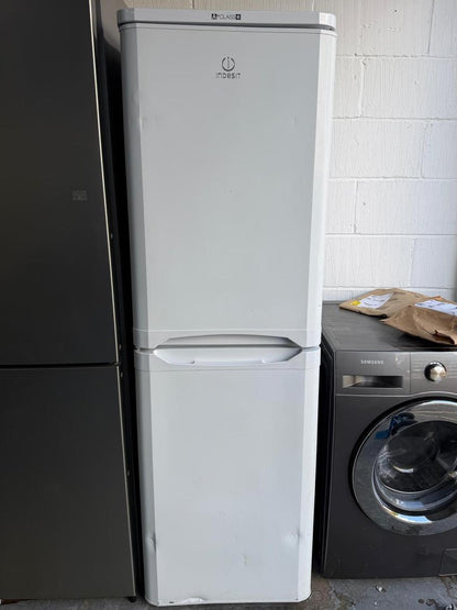 Refurbished Indesit CAA 55 235L 60/40 Fridge Freezer - White