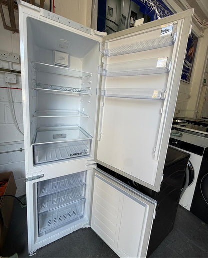 Refurbished Beko K54275HEB 262L Integrated 60/40 Fridge Freezer - White