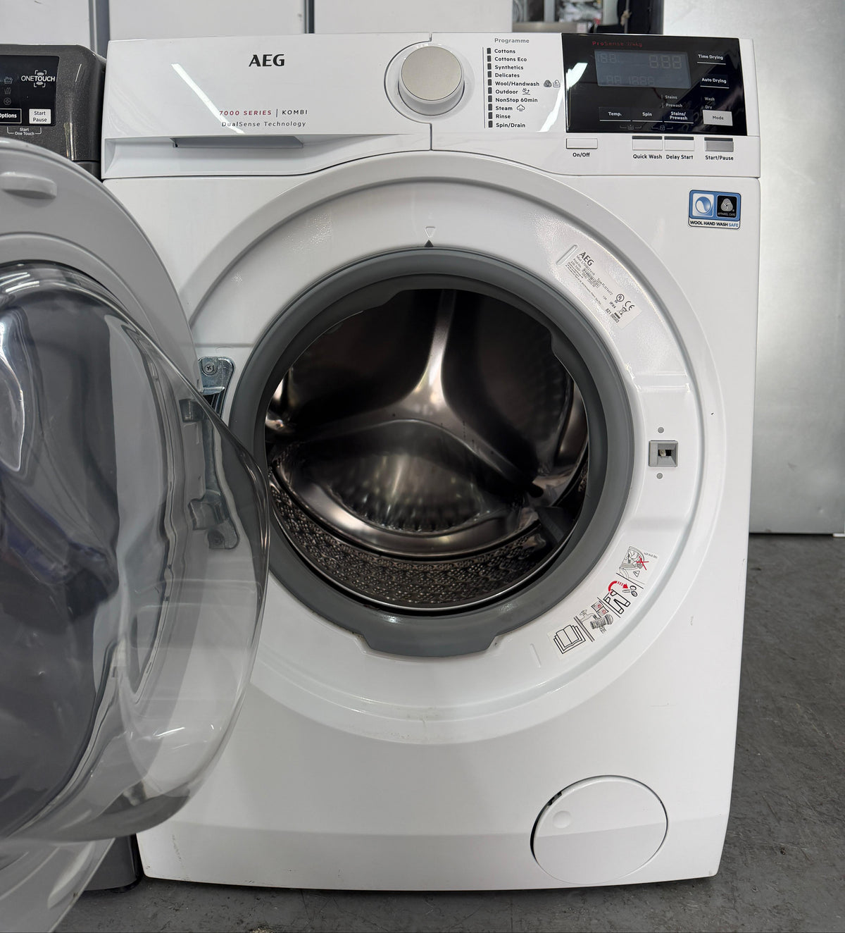 Refurbished AEG L7WBG741R 7kg/4kg 1400RPM Washer Dryer - White