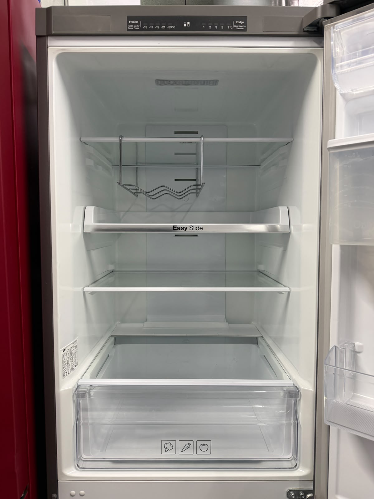 Refurbished Samsung RB29FWJND 290L Fridge Freezer - Silver