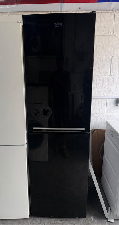Refurbished Beko CFG1582B 263L 50/50 Fridge Freezer - Black