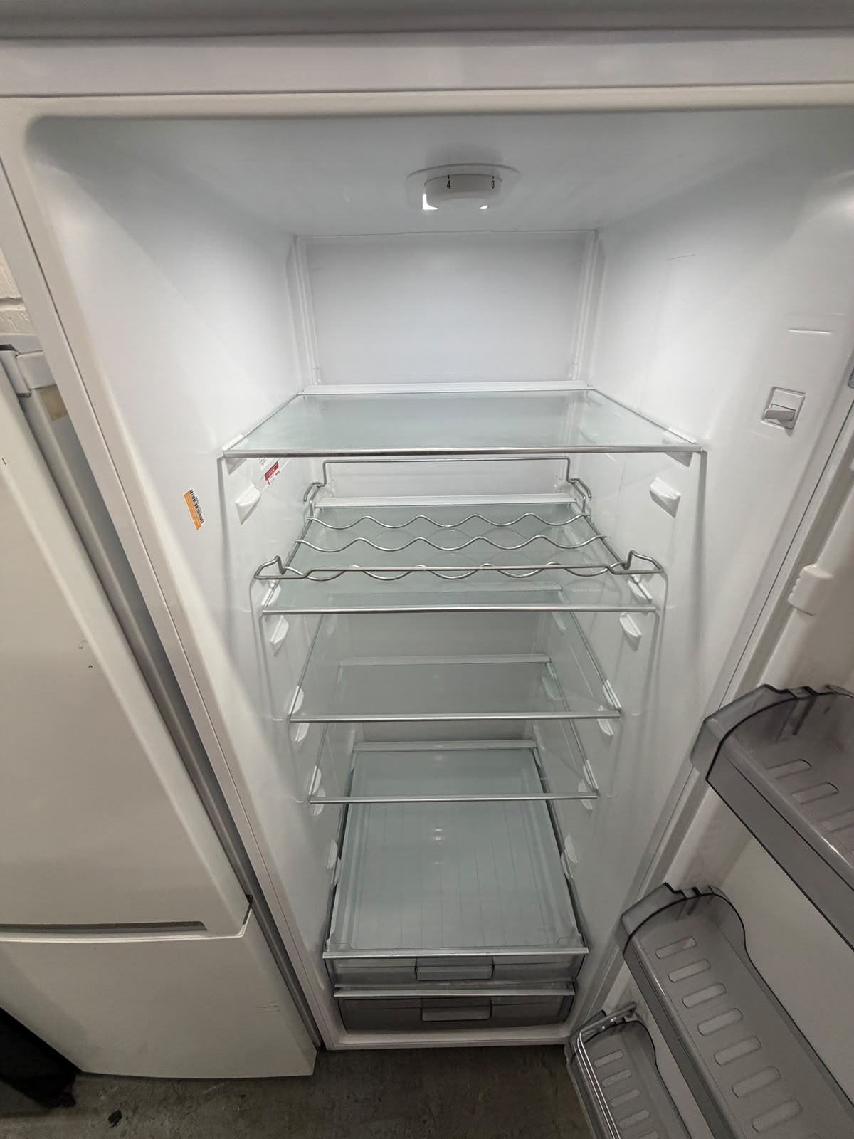 Refurbished Blomberg L60415 367L Tall Larder Fridge - White