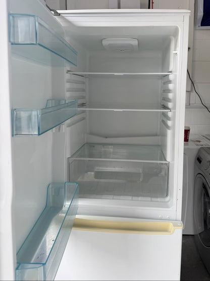 Refurbished Logik LFC55W16 198L 50/50 Fridge Freezer - White