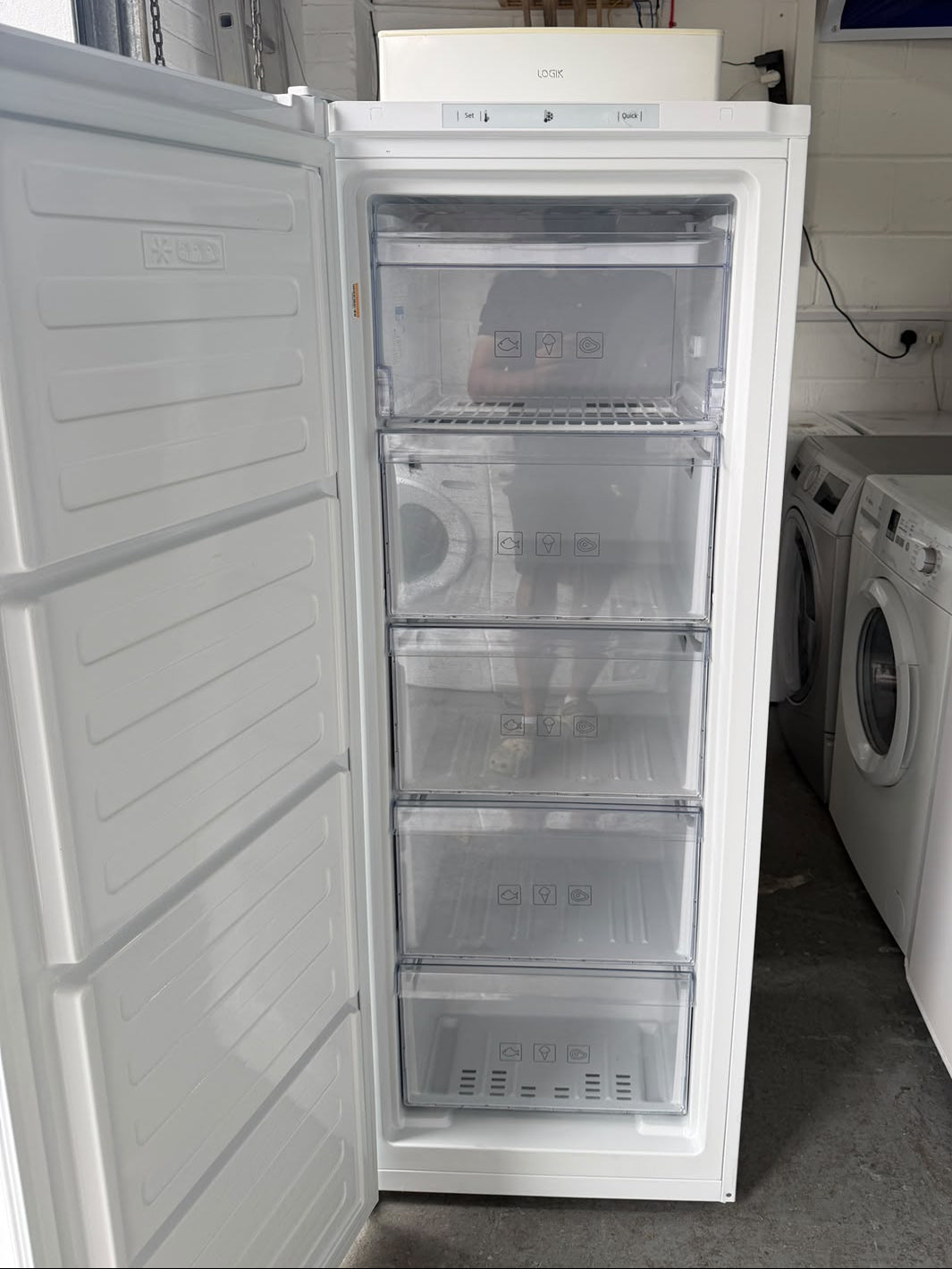 Refurbished Beko FFG1545W 177L Frost Free Tall Freezer - White