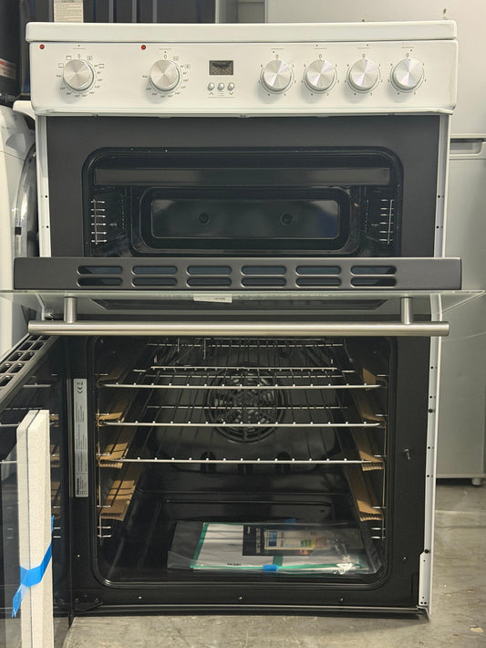 Hisense HDE3211BWUK 60cm Double Oven Electric Ceramic Cooker - New Grade A - White