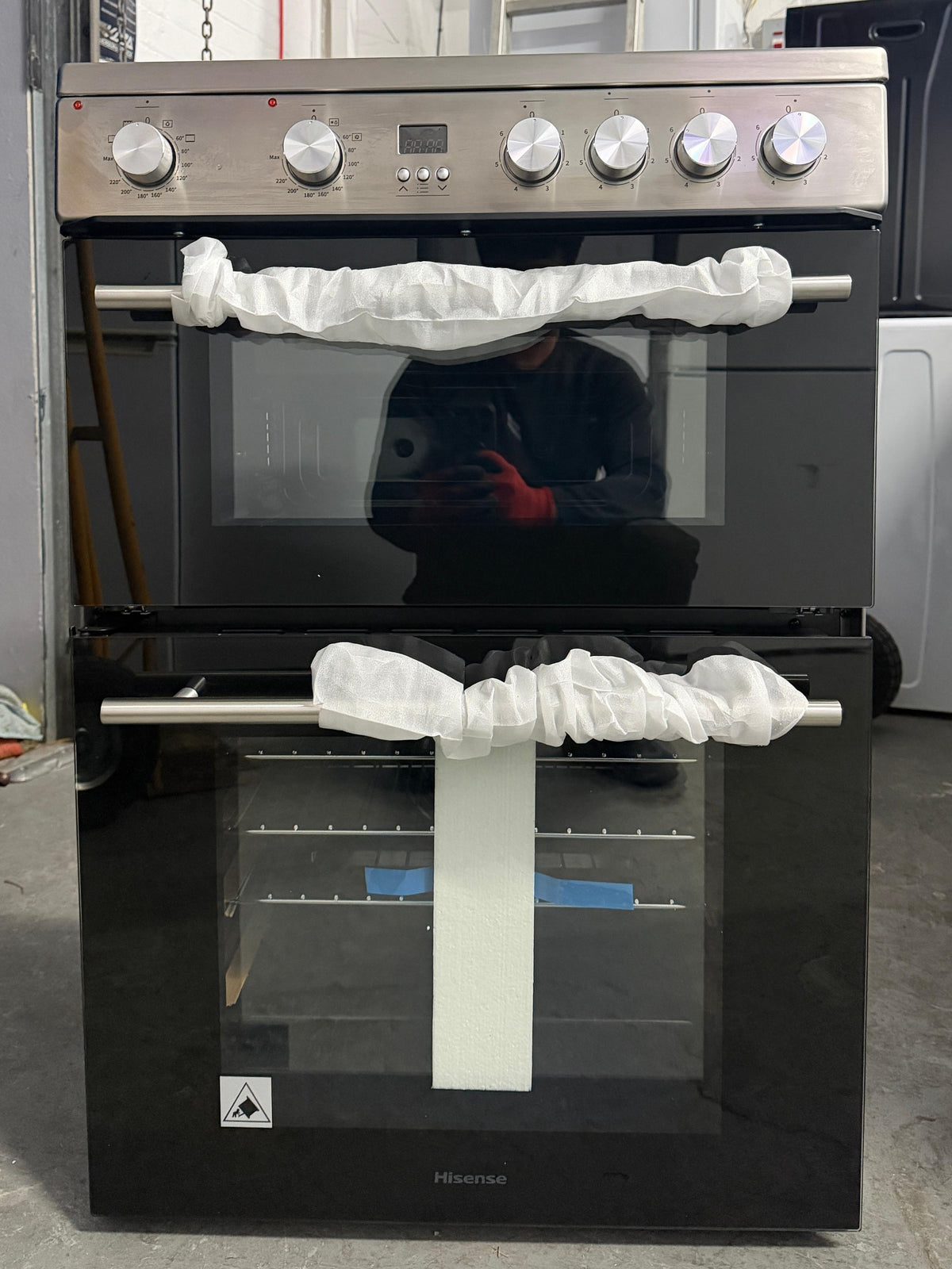 Hisense HDE3211BXUK 60cm Double Oven Electric Ceramic Cooker - New Grade A - Stainless Steel