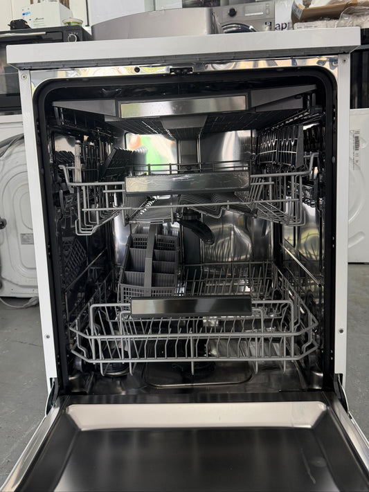 Schönhaus DWSF0115FSBW 15 Place Settings Freestanding Dishwasher – White – Unused Grade A