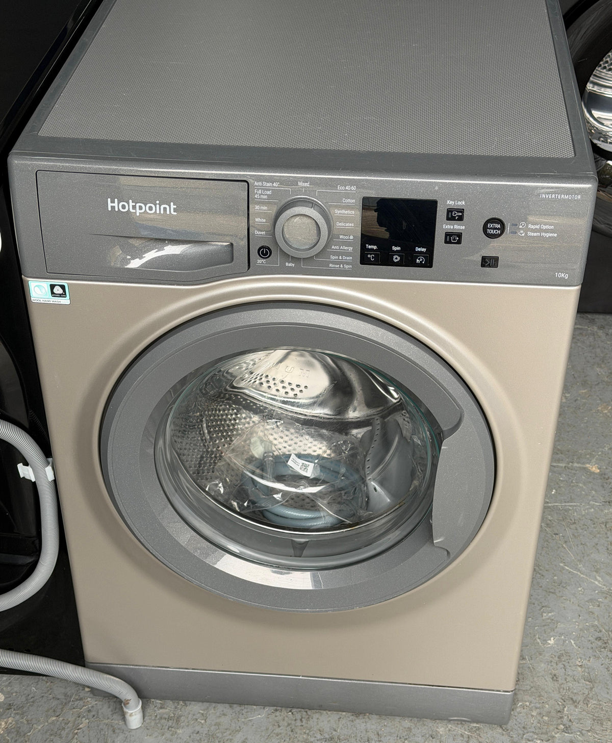Refurbished Hotpoint NSWM1045CGGUK 10kg 1400RPM Washing Machine – Graphite