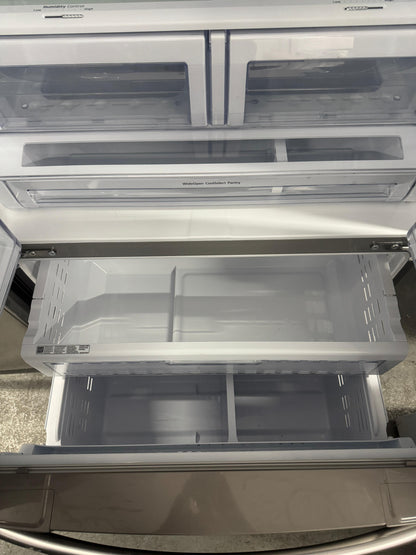 Refurbished Samsung RFG23UERS 520L American Style Fridge Freezer - Silver