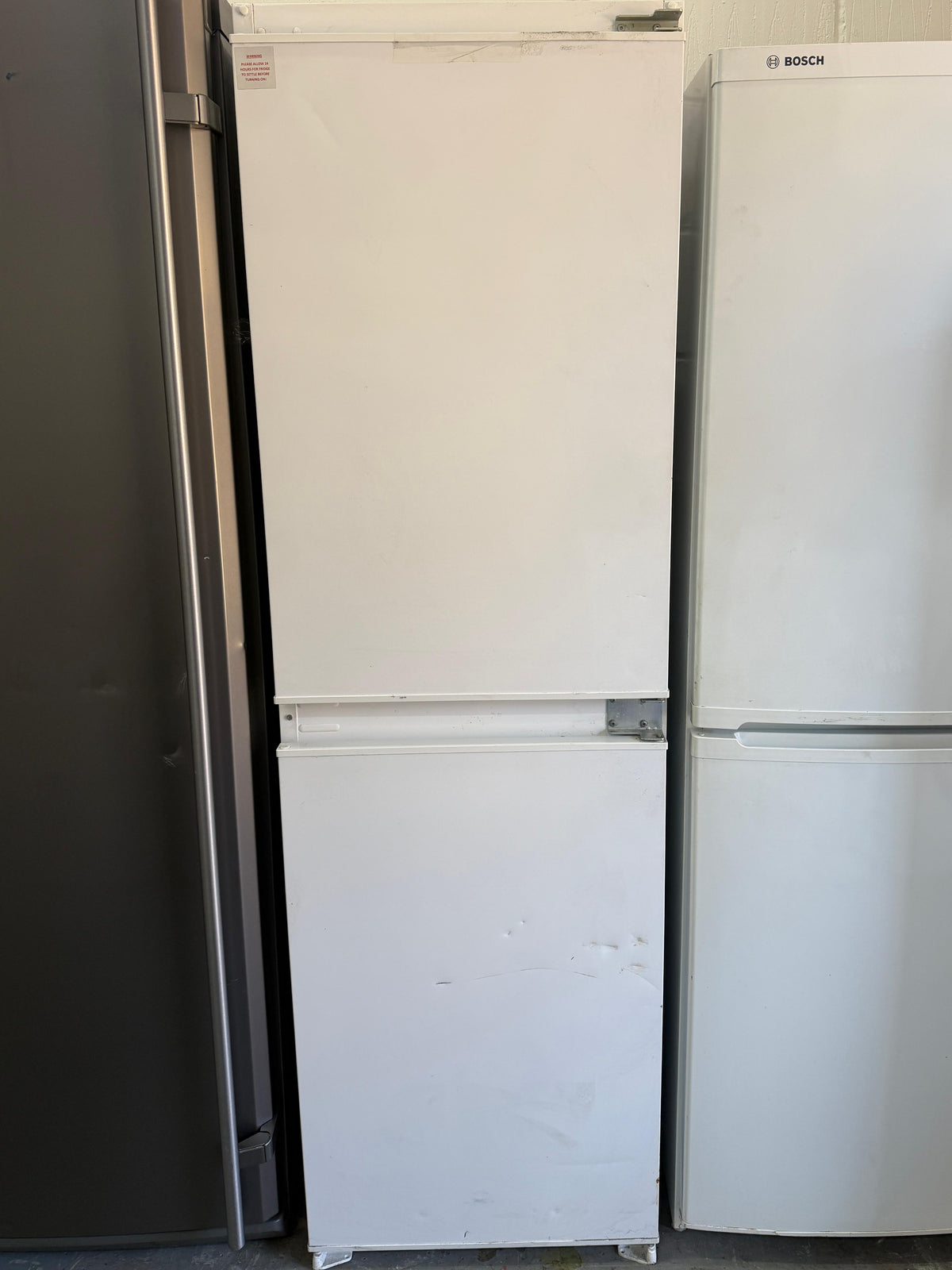 Sensis RFCMF0154EW 279L 60/40 Integrated Fridge Freezer – White – Unused Grade A