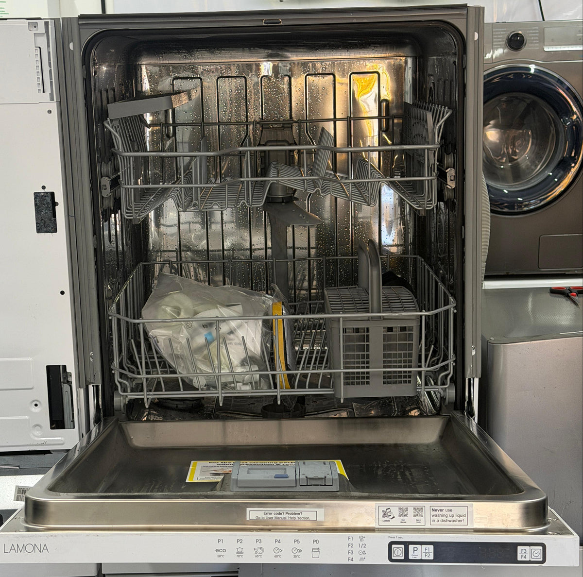Lamona LAM8608 14 Place Settings Fully Integrated Dishwasher – Unused Grade A