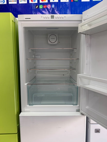 Refurbished Liebherr CN4213 300 L 50/50 NoFrost Fridge Freezer – White