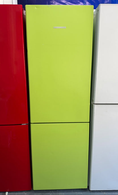 Refurbished Liebherr CNkw 4313 304 L 60/40 NoFrost Fridge Freezer – Kiwi Green