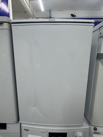 Refurbished Blomberg L54135 130 Litre Under-Counter Larder Fridge – White