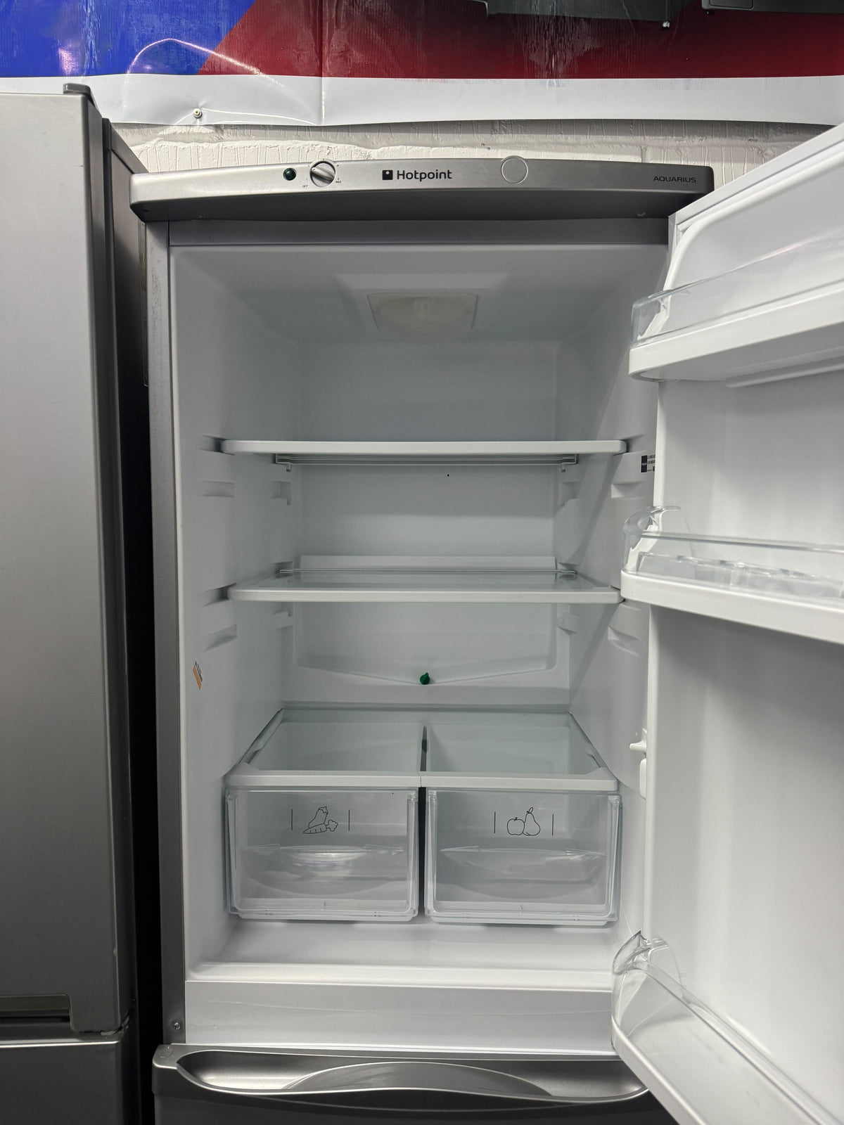 Refurbished Hotpoint HBNF5517SUK 223L 50/50 Frost Free Fridge Freezer – Silver
