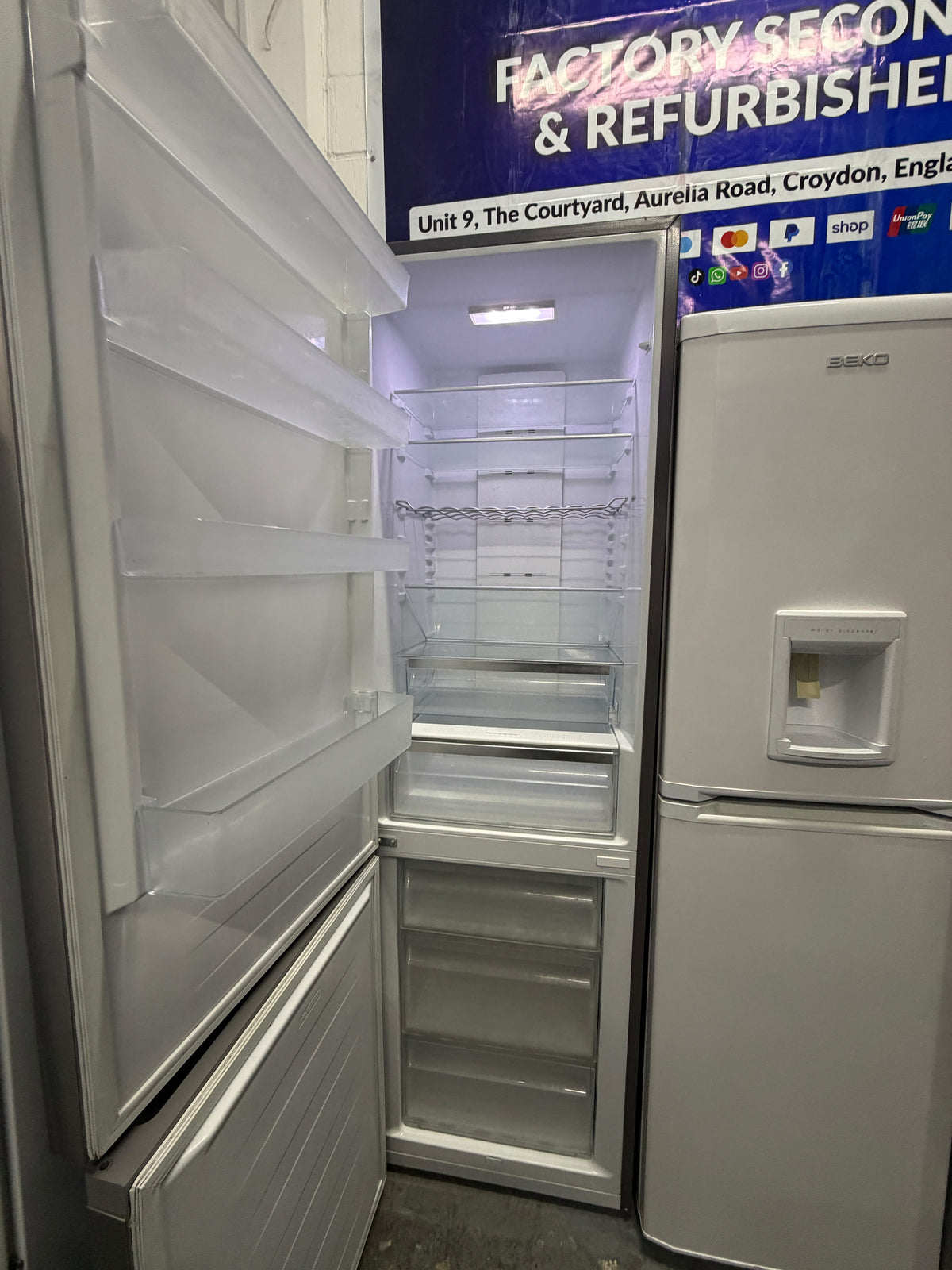 Refurbished Smeg FC20XDNE 331L 70/30 Total No Frost Fridge Freezer – Stainless Steel Effect
