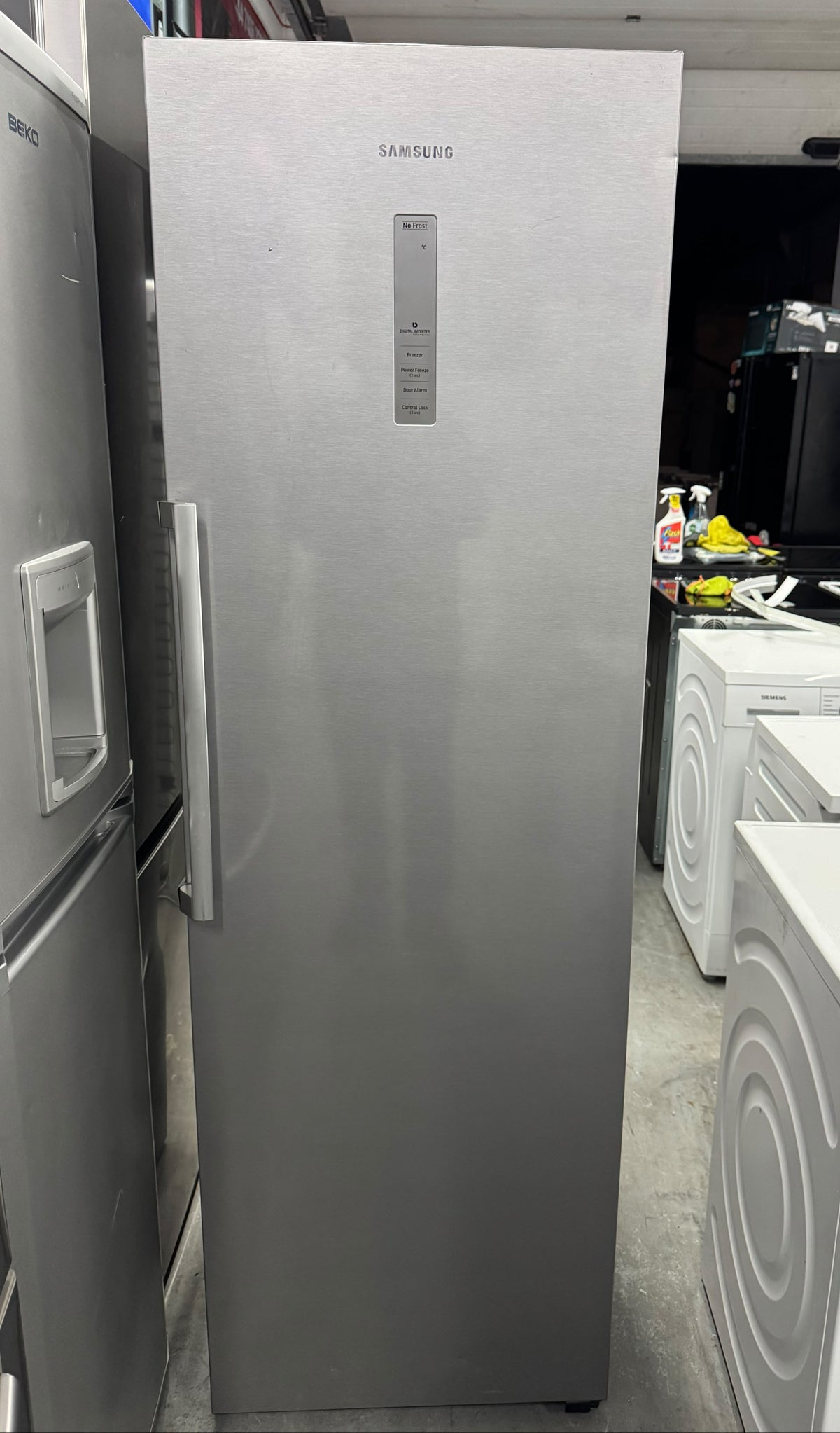 Refurbished Samsung RZ32M7125SA 323L Frost Free Tall Upright Freezer – Silver